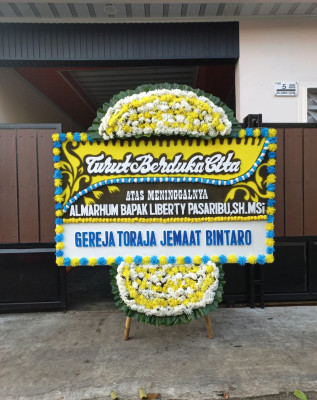Papan Bunga Duka di Katapang