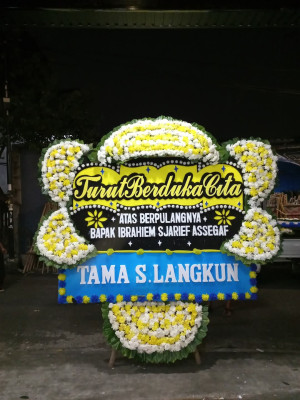 Papan Bunga Duka di Katapang