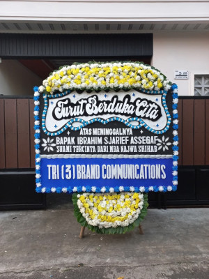 Papan Bunga Duka di Katapang